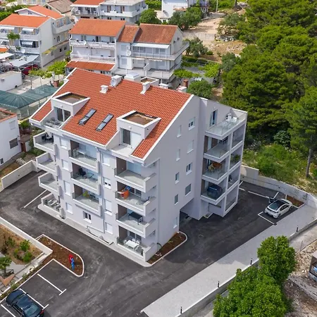 Sahara Apartment *