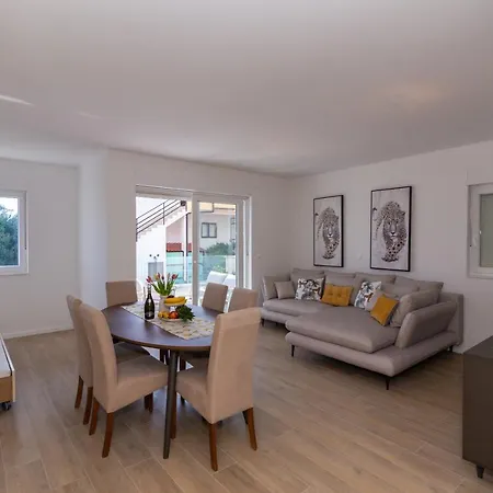 Sahara Apartment